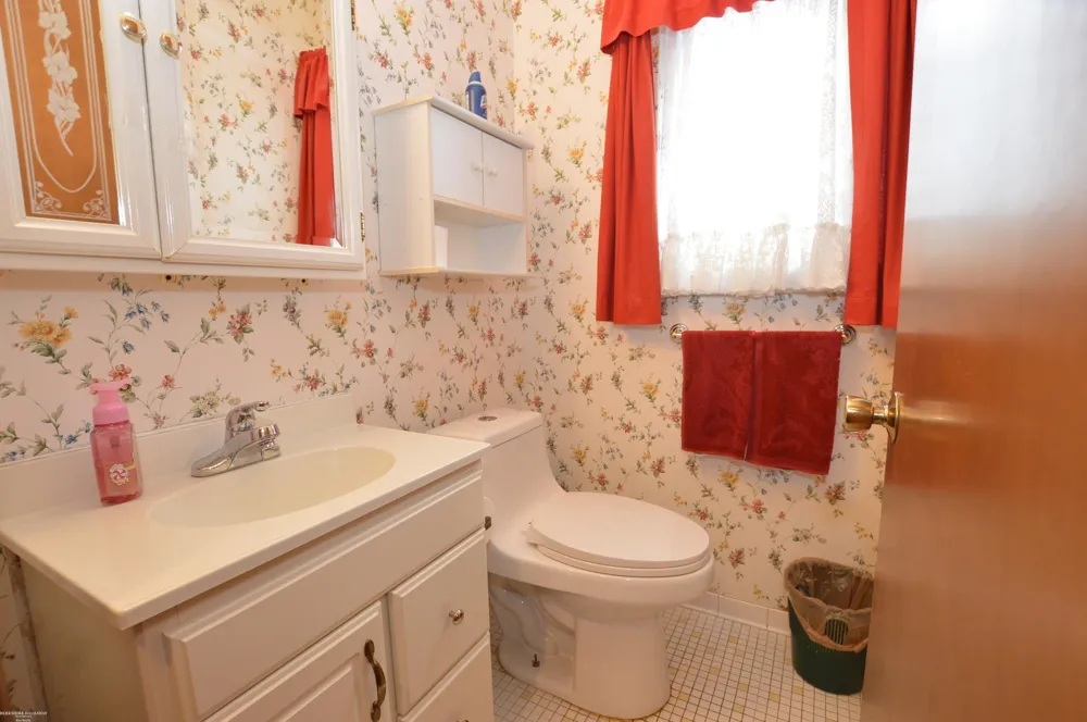 22825 Newberry Street St Clair Shores City, MI 48080