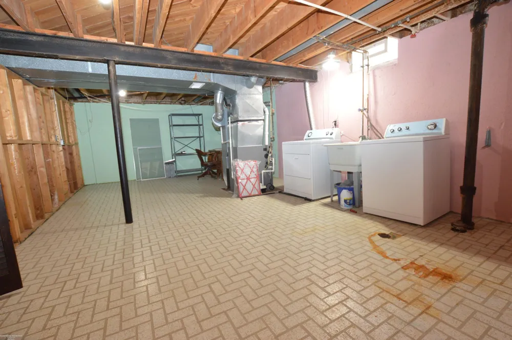 22825 Newberry Street St Clair Shores City, MI 48080