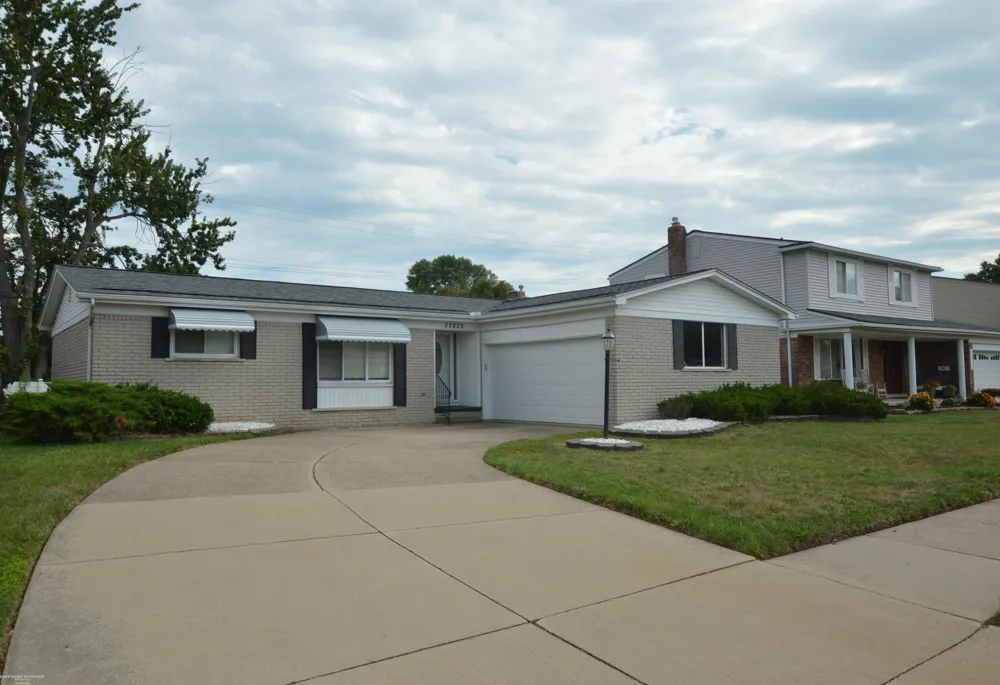 22825 Newberry Street St Clair Shores City, MI 48080