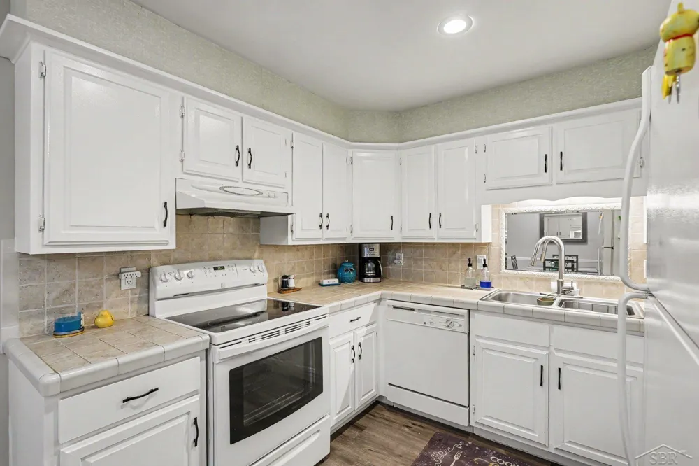 945 Kennely Road Thomas Township, MI 48609
