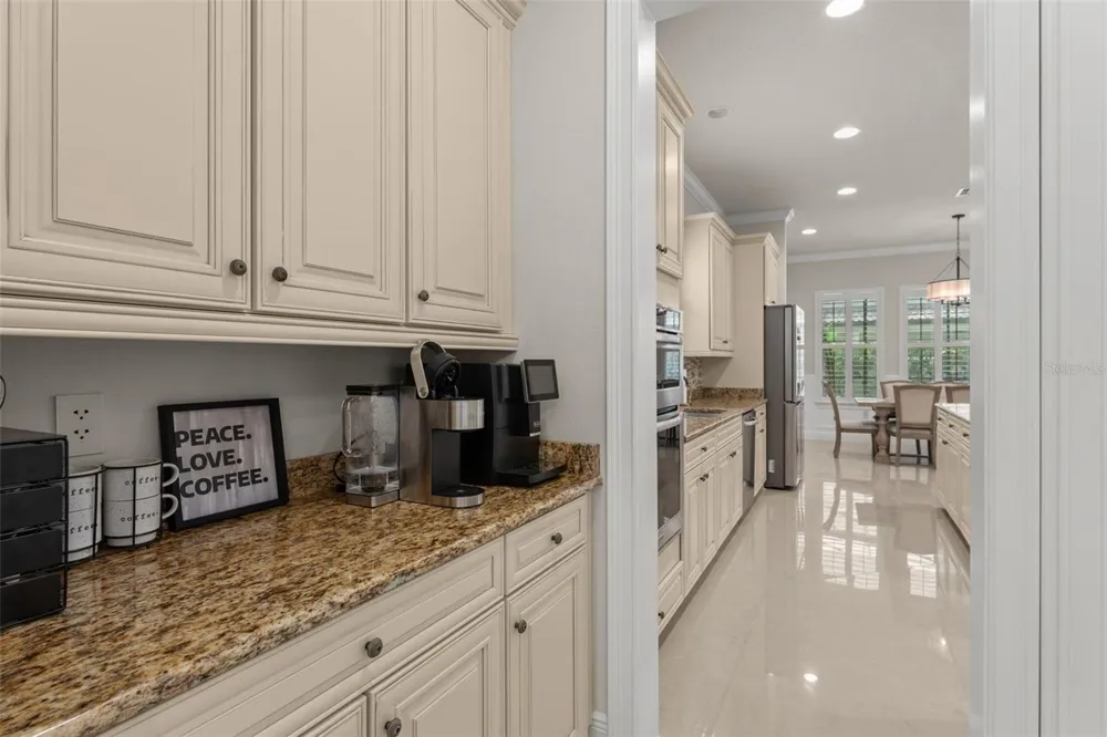 8498 MOREHOUSE DRIVE Orlando, FL 32836