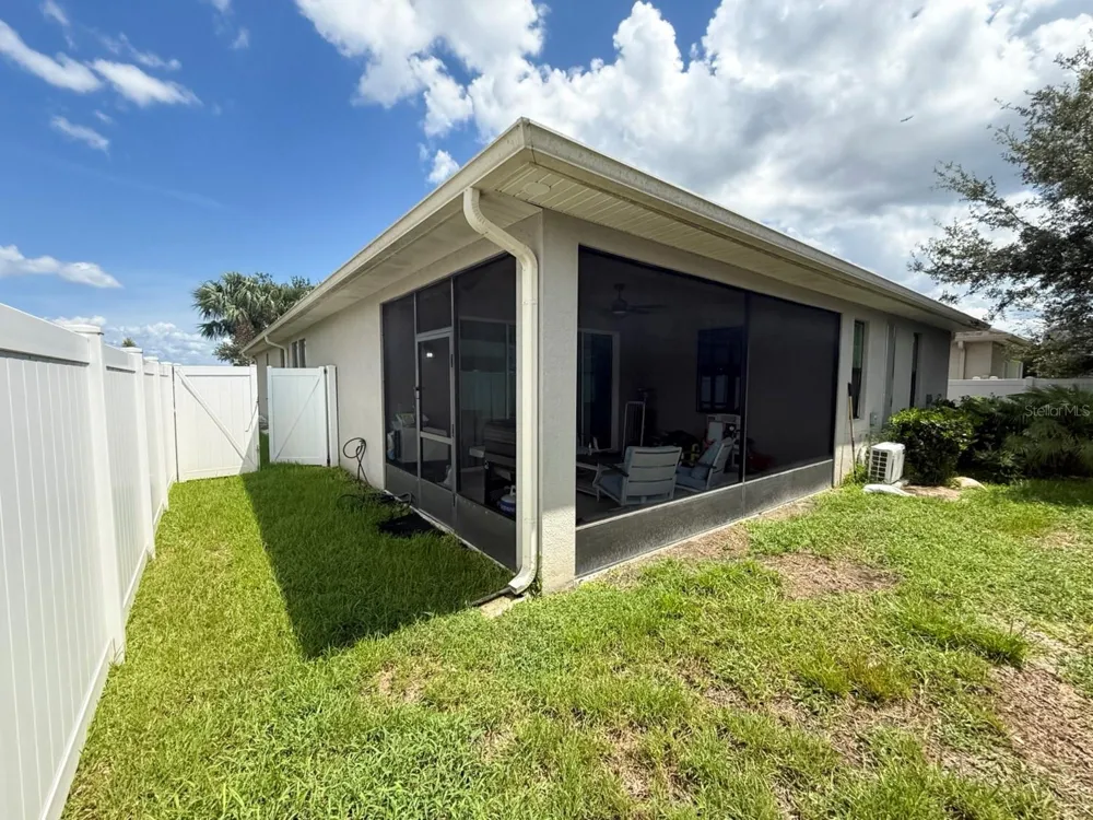 2524 FONTAINE DRIVE Kissimmee, FL 34741