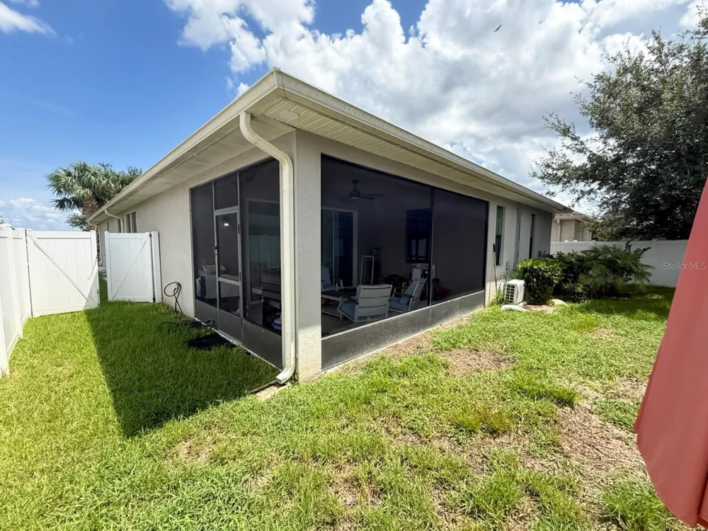 2524 FONTAINE DRIVE Kissimmee, FL 34741