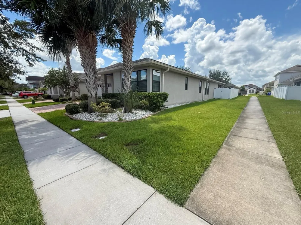2524 FONTAINE DRIVE Kissimmee, FL 34741