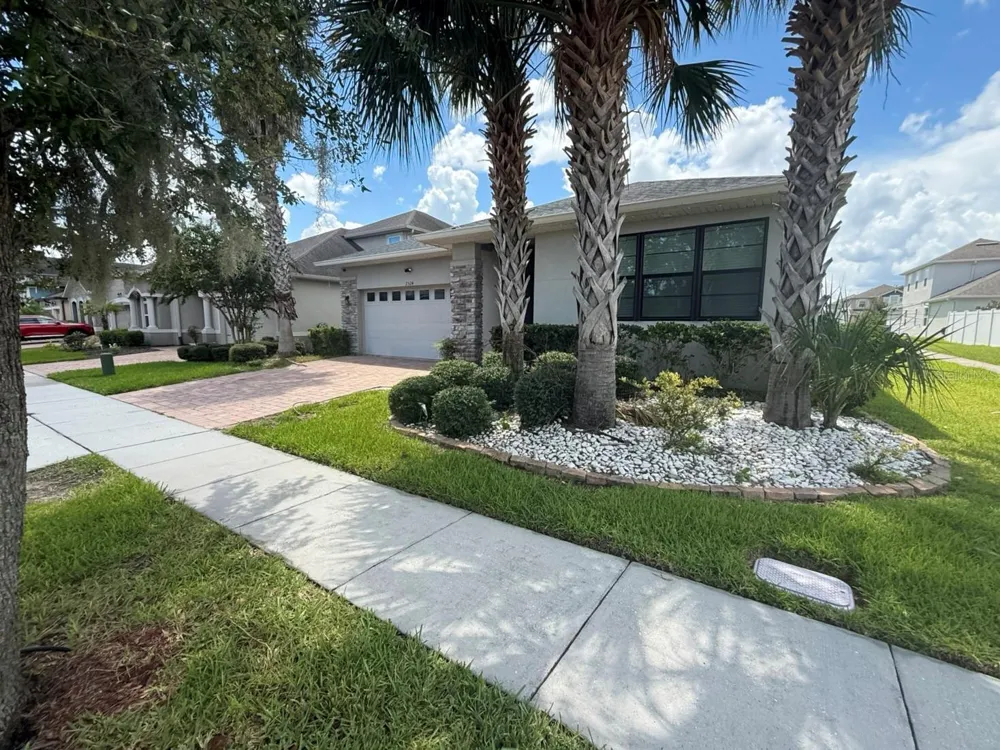 2524 FONTAINE DRIVE Kissimmee, FL 34741