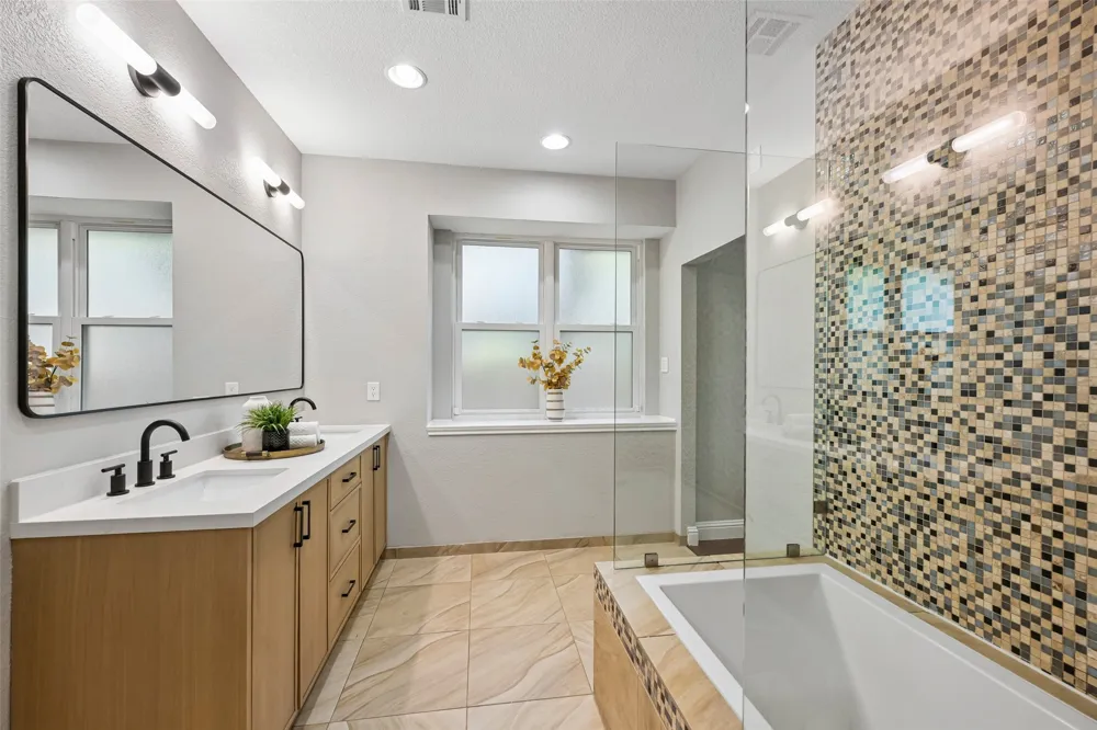 6305 Leatherwood Cove Austin, TX 78759
