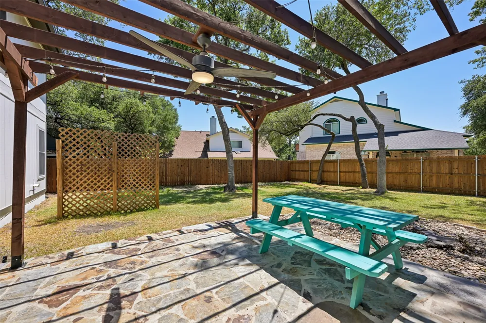 6305 Leatherwood Cove Austin, TX 78759