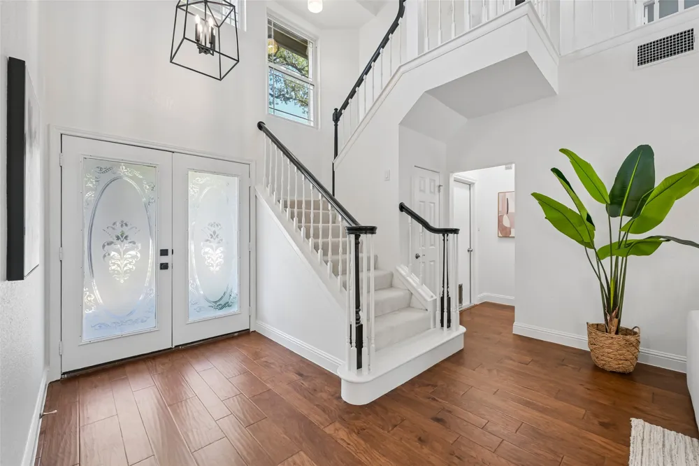 6305 Leatherwood Cove Austin, TX 78759