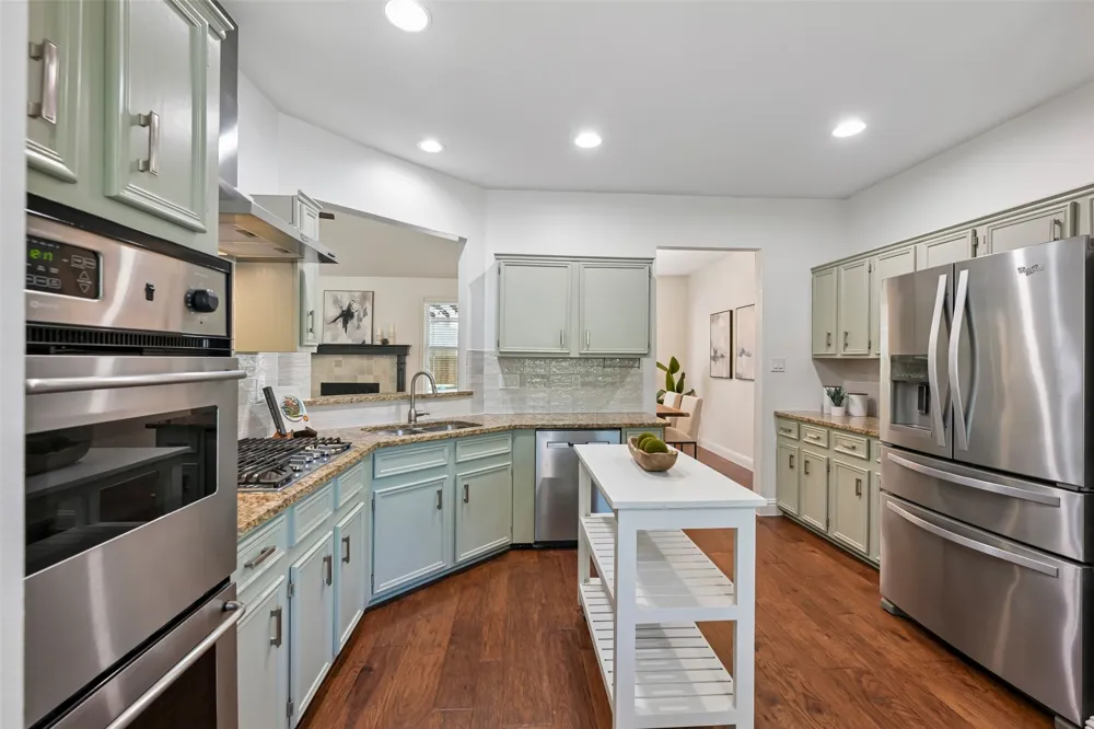 6305 Leatherwood Cove Austin, TX 78759