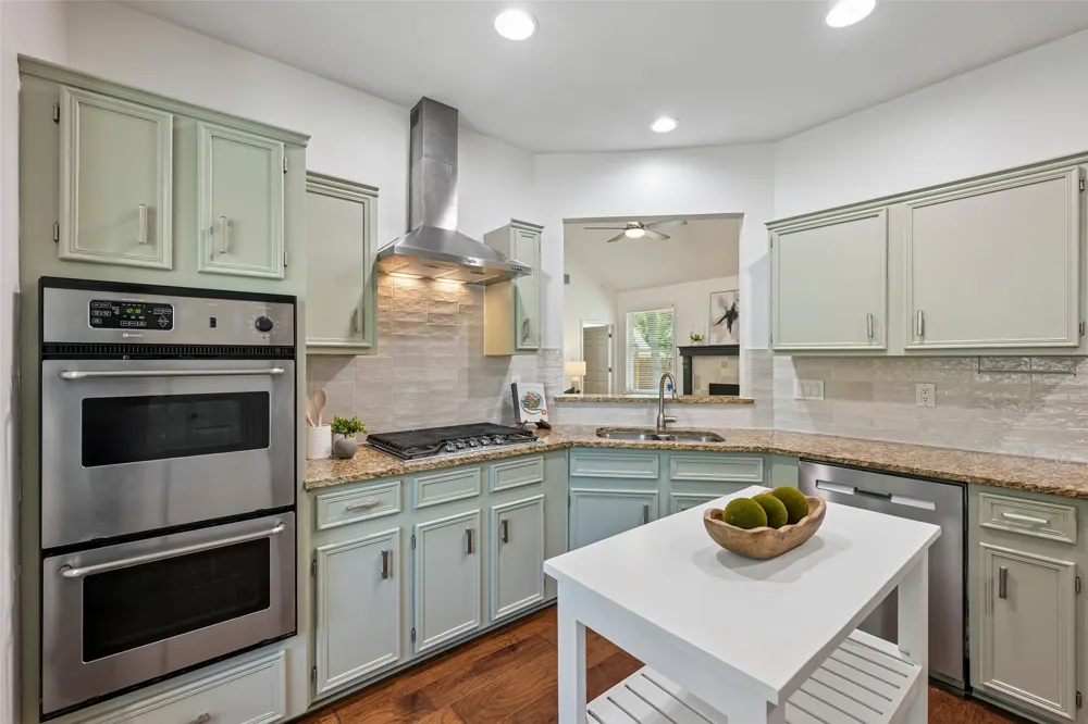 6305 Leatherwood Cove Austin, TX 78759