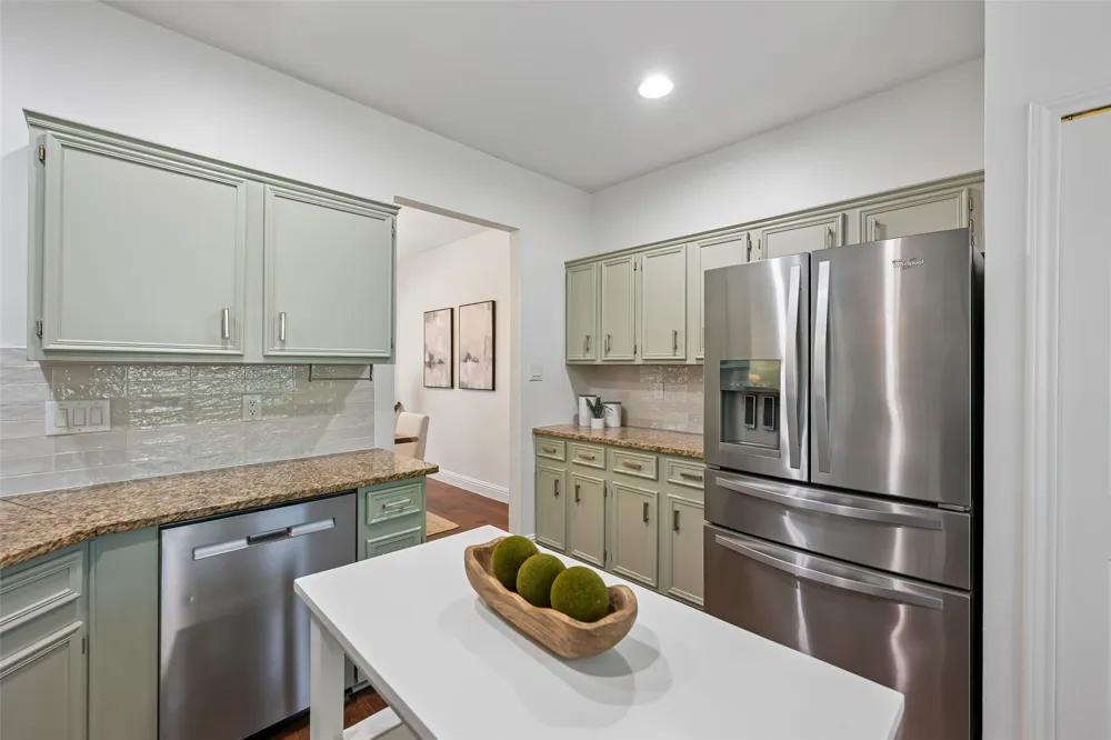 6305 Leatherwood Cove Austin, TX 78759