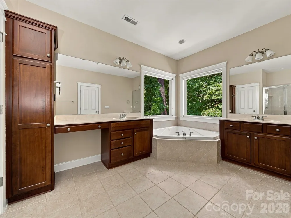 24 Greenwells Glory Drive Biltmore Lake, NC 28715