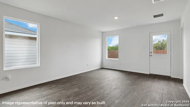 13814 Petronila Jade San Antonio, TX 78253