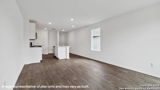 13814 Petronila Jade San Antonio, TX 78253