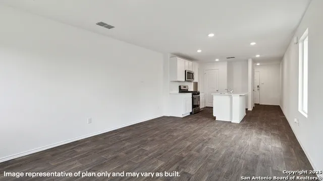 13814 Petronila Jade San Antonio, TX 78253