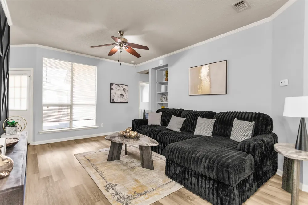 515 Alameda Avenue Duncanville, TX 75137