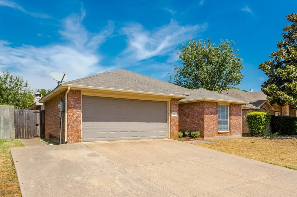 515 Alameda Avenue Duncanville, TX 75137