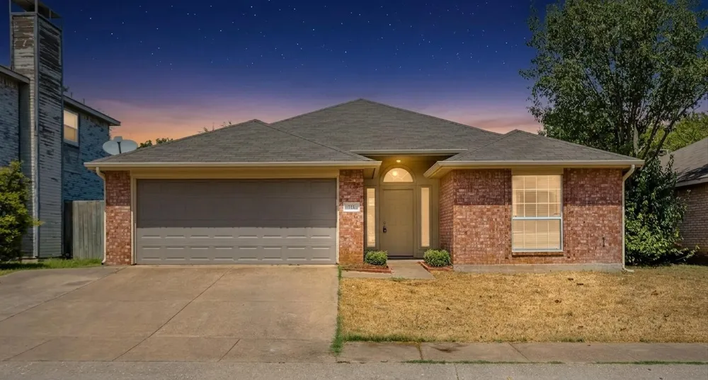 515 Alameda Avenue Duncanville, TX 75137