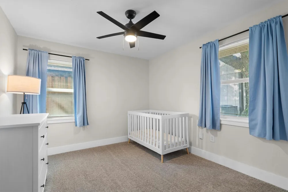 805 NW 14th Street Grand Prairie, TX 75050