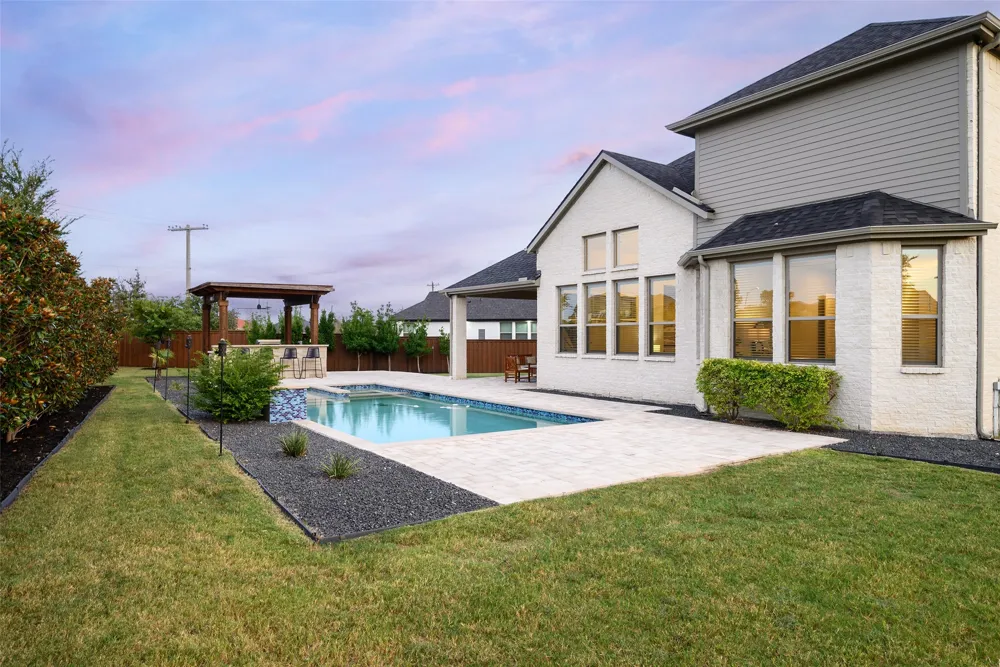 2298 Bristlegrass Road Frisco, TX 75033