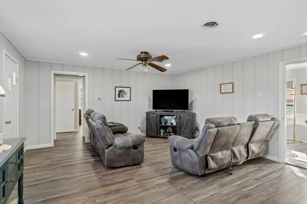 8612 Fm 1616 Athens, TX 75752