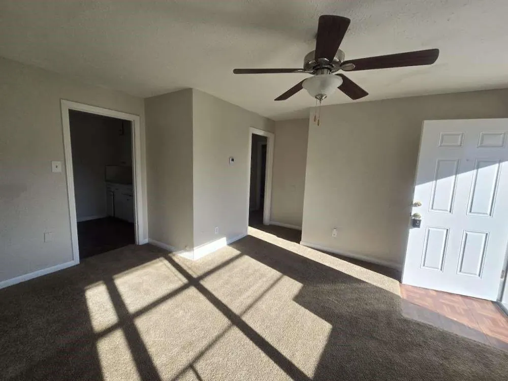 5 Lanes End Street Baytown, TX 77520