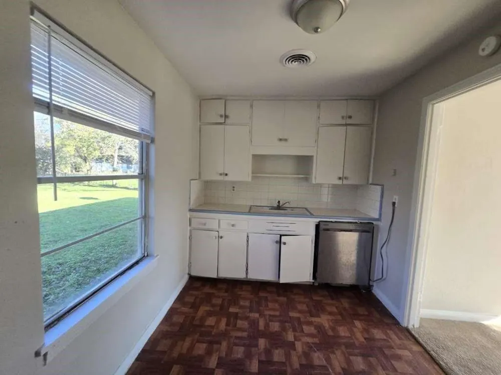 5 Lanes End Street Baytown, TX 77520