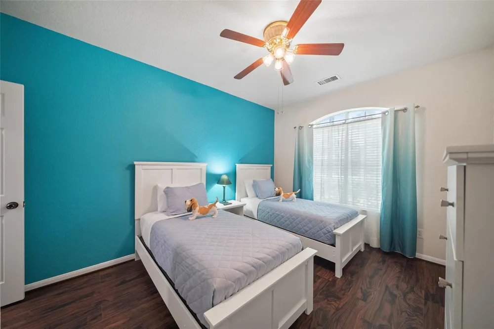 6 W Prairie Dawn Circle The Woodlands, TX 77385