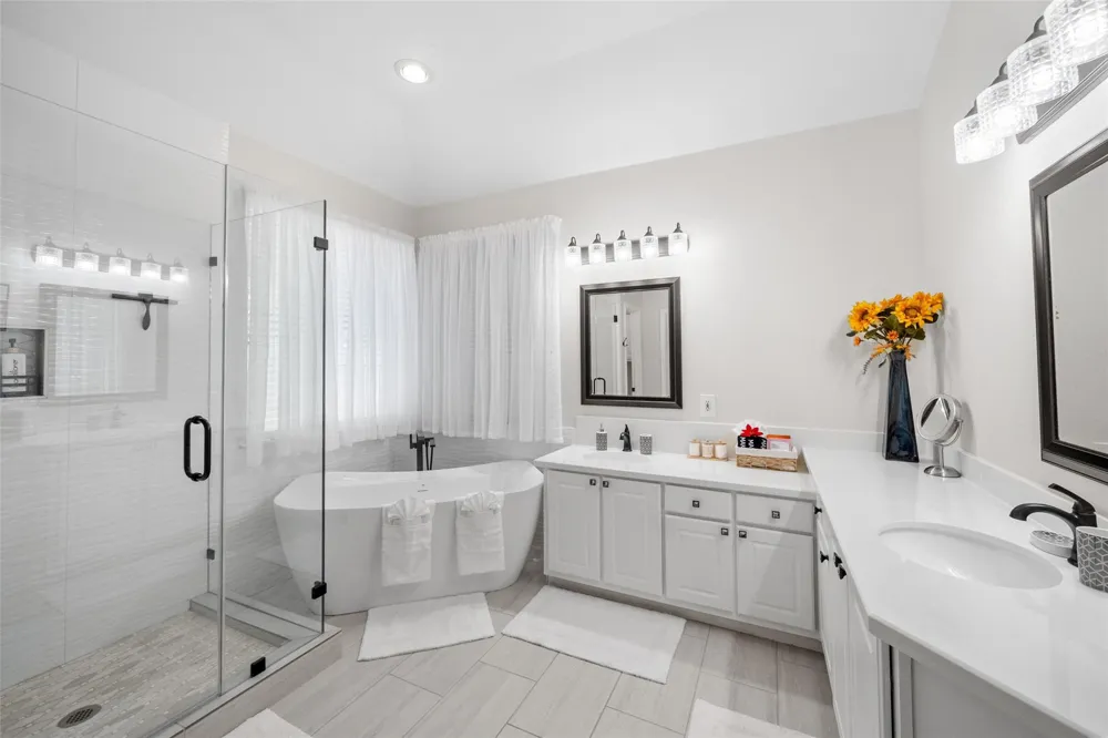 6 W Prairie Dawn Circle The Woodlands, TX 77385
