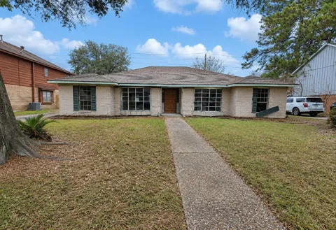 5118 Lawn Arbor Drive