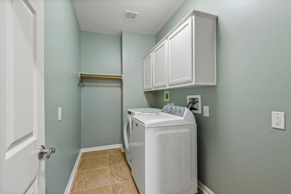 15702 Park Center Way Houston, TX 77059