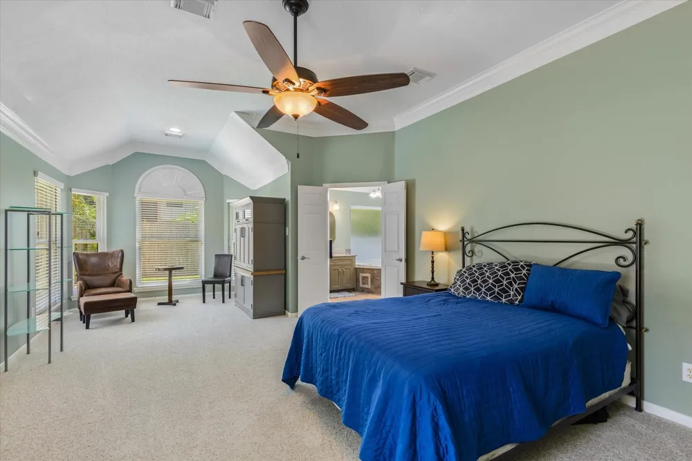 15702 Park Center Way Houston, TX 77059