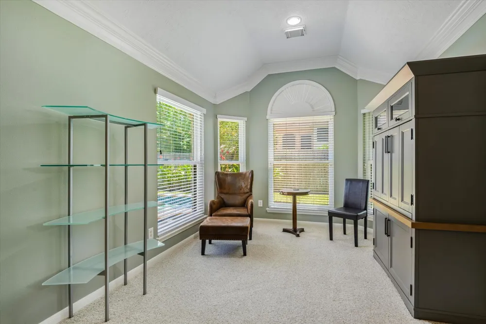 15702 Park Center Way Houston, TX 77059