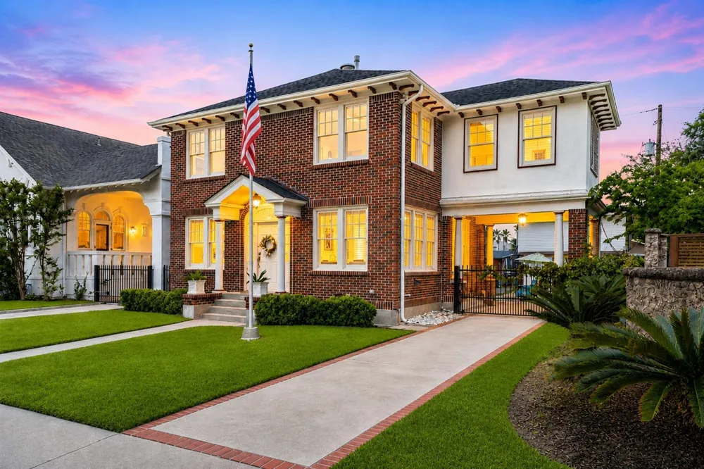 1606 Rosenberg Street Galveston, TX 77550