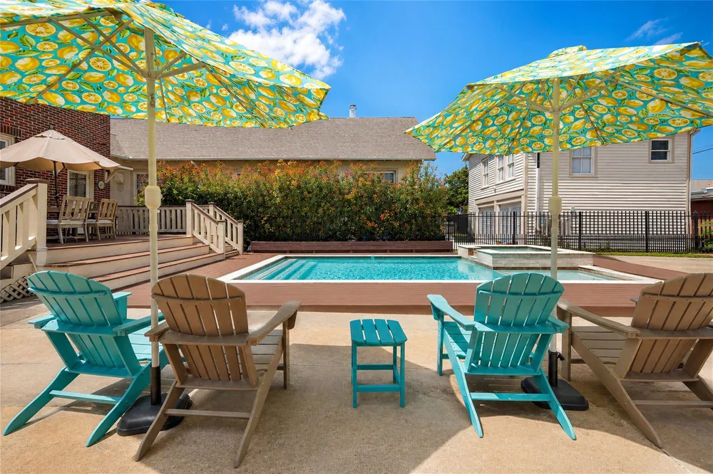 1606 Rosenberg Street Galveston, TX 77550