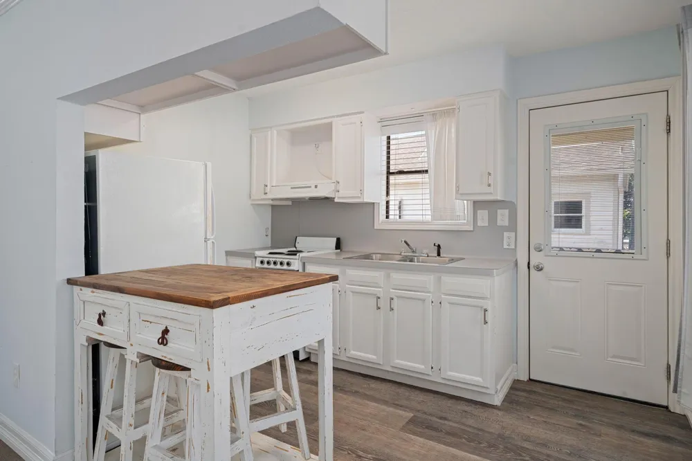1606 Rosenberg Street Galveston, TX 77550