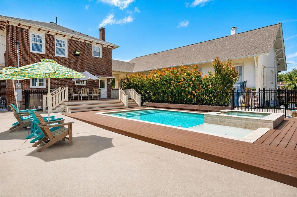 1606 Rosenberg Street Galveston, TX 77550