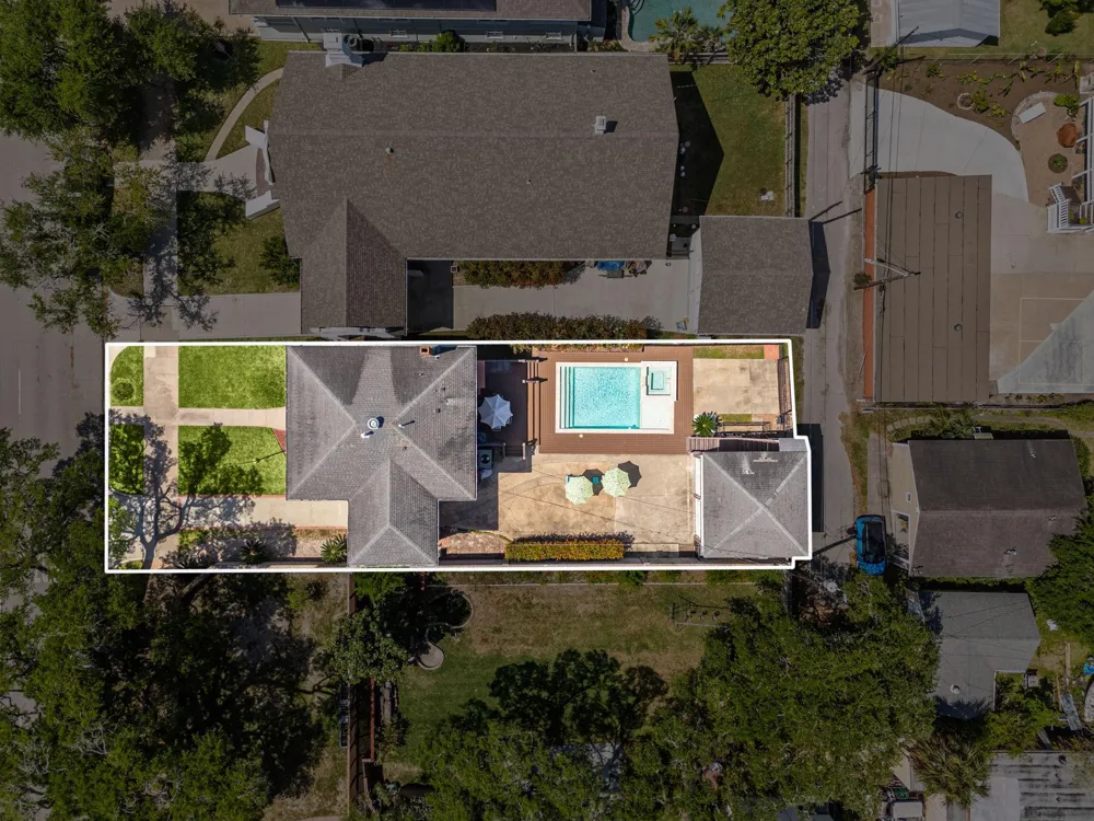 1606 Rosenberg Street Galveston, TX 77550