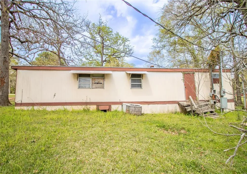 167 W Enchantment Drive Trinity, TX 75862