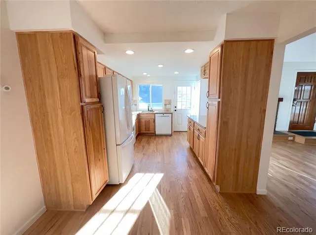 3075 E Long Circle Centennial, CO 80122