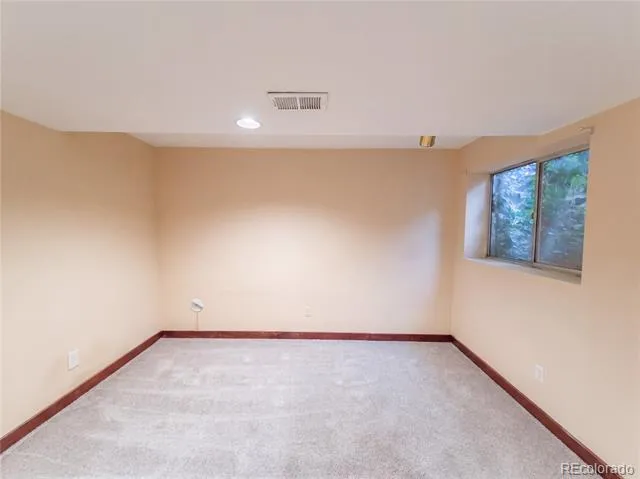 3075 E Long Circle Centennial, CO 80122