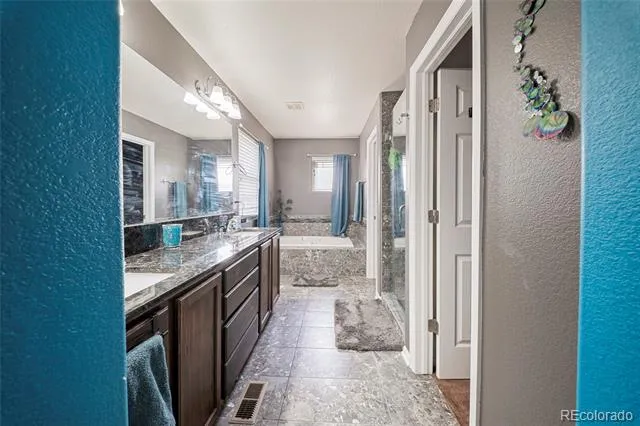 24167 E 5th Place Aurora, CO 80018