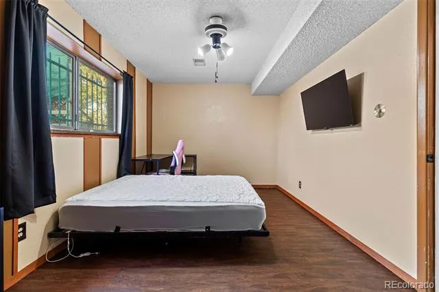 4963 Billings Street Denver, CO 80239