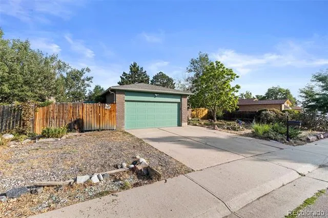 4963 Billings Street Denver, CO 80239