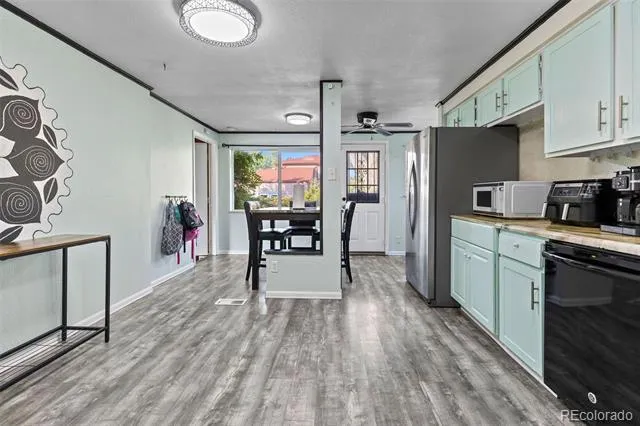 4963 Billings Street Denver, CO 80239