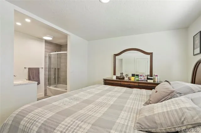1000 E 24th Street Lane Greeley, CO 80631