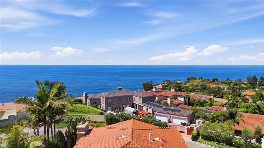 2952 Via Alvarado Palos Verdes Estates, CA 90274
