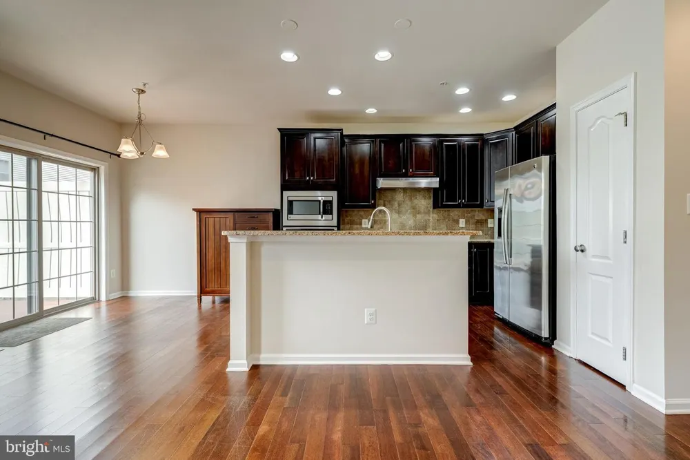 22635 NORWALK SQUARE Ashburn, VA 20148