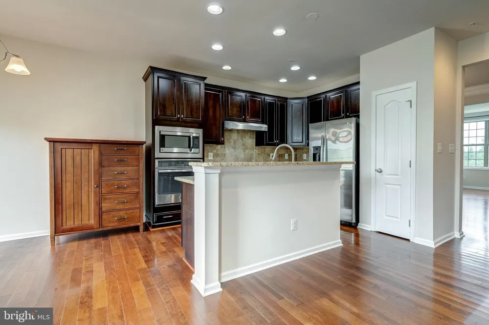 22635 NORWALK SQUARE Ashburn, VA 20148