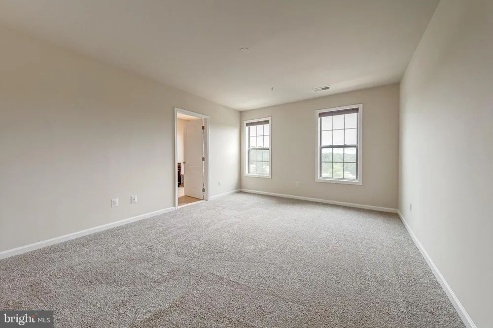 22635 NORWALK SQUARE Ashburn, VA 20148